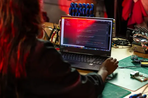 Code Screen 4K Wallpaper · technology · 3840×2561