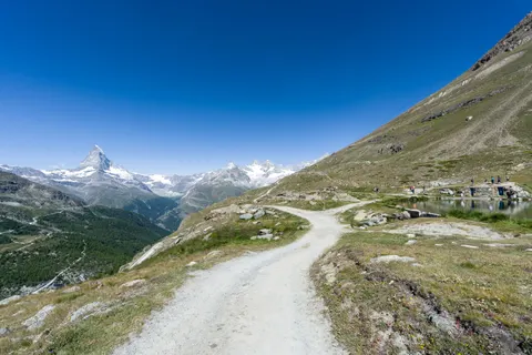 Matterhorn 4K Wallpaper · mountains · 3840×2558