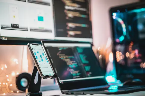 Code Screen 4K Wallpaper · technology · 3840×2560