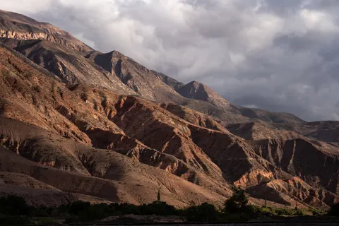 The Andes 4K Wallpaper · mountains · 3840×2560
