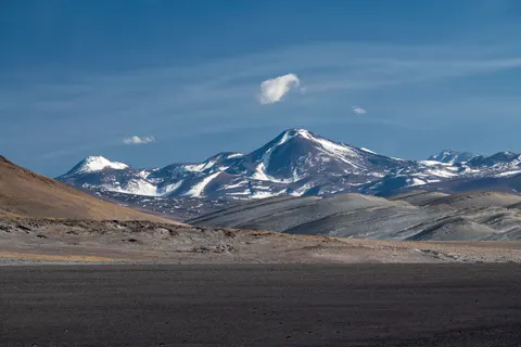 The Andes 4K Wallpaper · mountains · 3840×2560