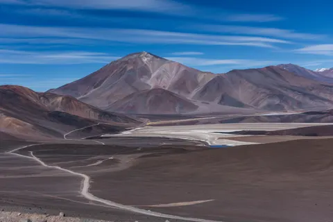 The Andes 4K Wallpaper · mountains · 3840×2560