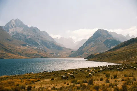 The Andes 4K Wallpaper · mountains · 3840×2560