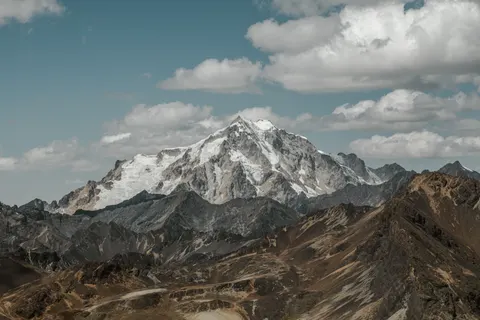 The Andes 4K Wallpaper · mountains · 3840×2560