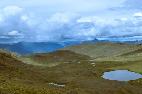 The Andes 4K Wallpaper · mountains · 3840×2560