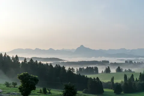 Foggy Valley 4K Wallpaper · mountains · 3840×2560
