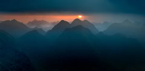Mountain Panorama 4K Wallpaper · mountains · 3840×1895