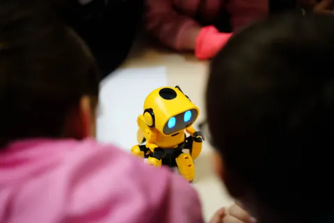 Fond d'écran Robot 4K · technology · 3840×2561