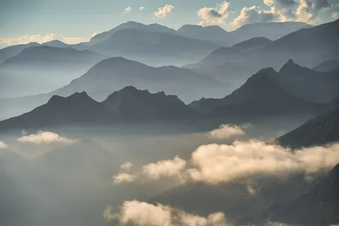 Mountain Panorama 4K Wallpaper · mountains · 3840×2560