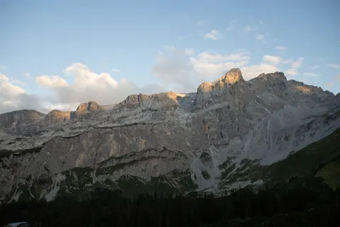 Mountain Panorama 4K Wallpaper · mountains · 3840×2560