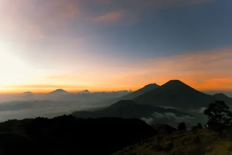 Mountain Panorama 4K Wallpaper · mountains · 3840×2560