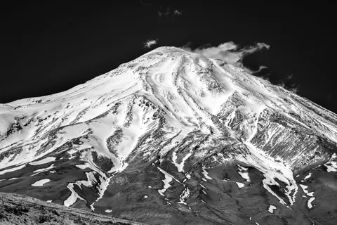 Snowy Volcano 4K Wallpaper · mountains · 3840×2560
