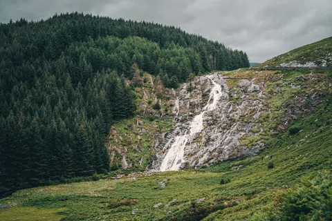 Valley Waterfall 4K Wallpaper · mountains · 3840×2560