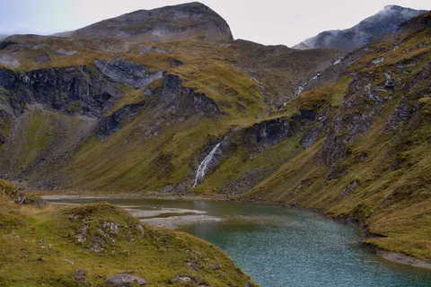 Valley Waterfall 4K Wallpaper · mountains · 3840×2561