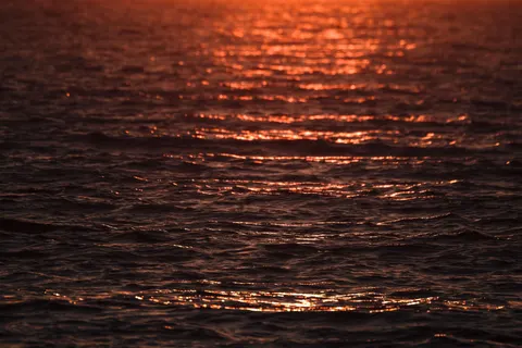 Ocean Sunset 4K Wallpaper · ocean · 3840×2560