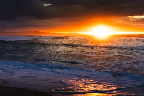 والپیپر غروب اقیانوس با کیفیت 4K · ocean · 3840×2560