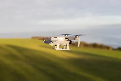 Papel de parede Drone 4K · technology · 3840×2560
