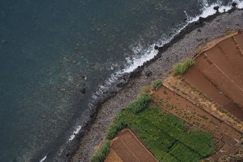 Aerial Coastline 4K Wallpaper · aerial · 3840×2560
