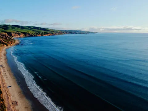 Aerial Coastline 4K Wallpaper · aerial · 3840×2880