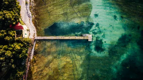 Sfondo Costa dall'Alto 4K · aerial · 3840×2160