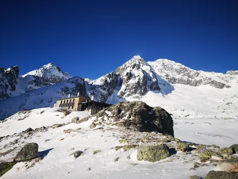 والپیپر کوهستان با کیفیت 4K · mountains · 3840×2880