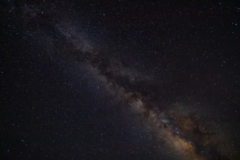 Samanyolu Gece Gökyüzü 4K Duvar Kağıdı · space · 3840×2560