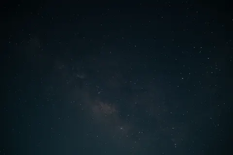 Milky Way Night Sky 4K Wallpaper · space · 3840×2560