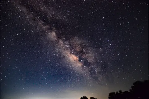 Milky Way Night Sky 4K Wallpaper · space · 3840×2560
