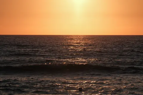 والپیپر غروب اقیانوس با کیفیت 4K · ocean · 3840×2560
