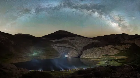Milky Way Galaxy 4K Wallpaper · space · 3840×2160