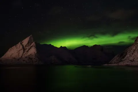 Northern Lights 4K Wallpaper · space · 3840×2560