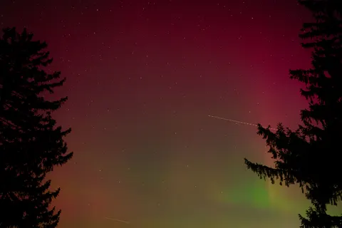 Northern Lights 4K Wallpaper · space · 3840×2560