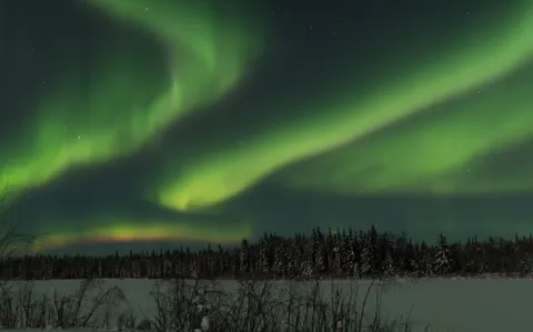 Northern Lights 4K Wallpaper · space · 3840×2391