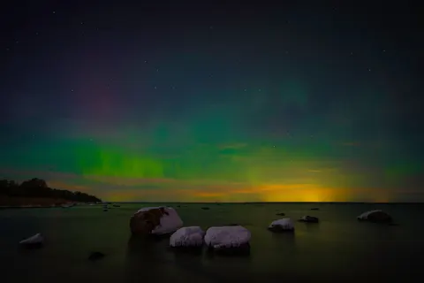 Northern Lights 4K Wallpaper · space · 3840×2560