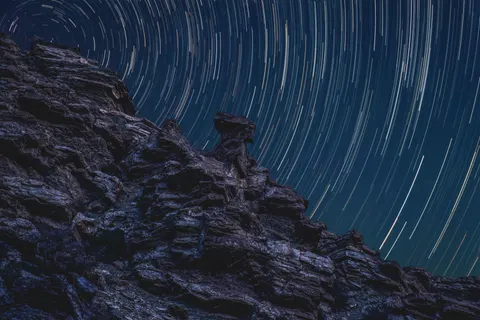 Star Trails 4K Wallpaper · space · 3840×2560