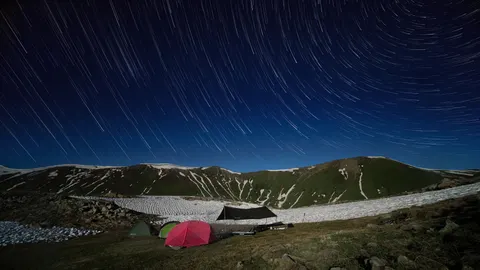 Star Trails 4K Wallpaper · space · 3840×2160