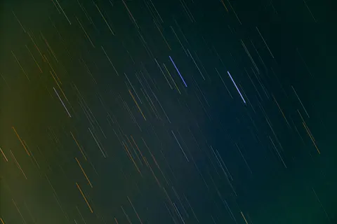 Star Trails 4K Wallpaper · space · 3840×2560
