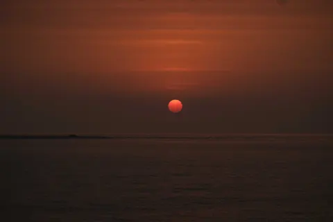 والپیپر غروب اقیانوس با کیفیت 4K · ocean · 3840×2560