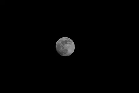 Full Moon 4K Wallpaper · space · 3840×2561