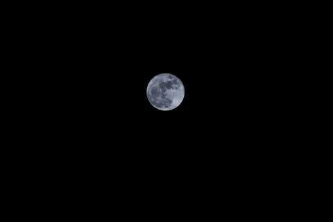 Full Moon 4K Wallpaper · space · 3840×2560
