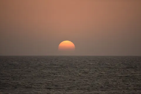 Sfondo Tramonto sull'Oceano 4K · ocean · 3840×2560