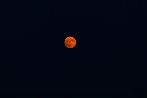Full Moon 4K Wallpaper · space · 3840×2560