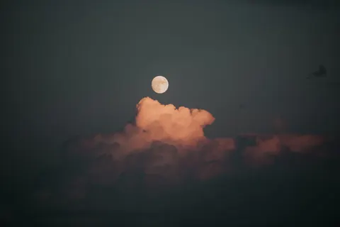 Full Moon 4K Wallpaper · space · 3840×2563
