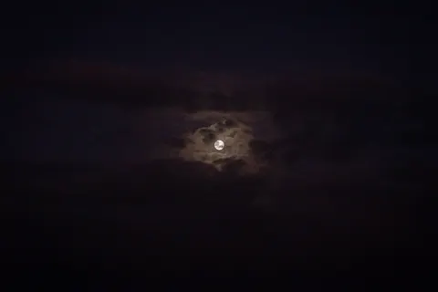 Full Moon 4K Wallpaper · space · 3840×2560