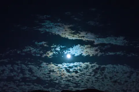 Full Moon 4K Wallpaper · space · 3840×2553