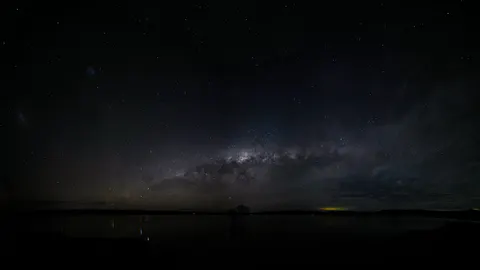 Milky Way over Sea 4K Wallpaper · space · 3840×2163