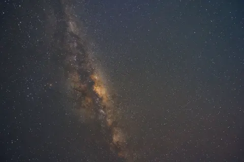 Meteor Shower 4K Wallpaper · space · 3840×2560
