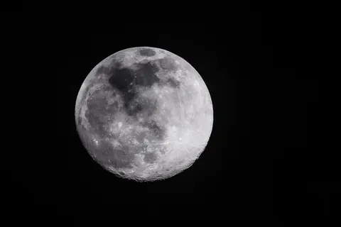 Moon Craters 4K Wallpaper · space · 3840×2560