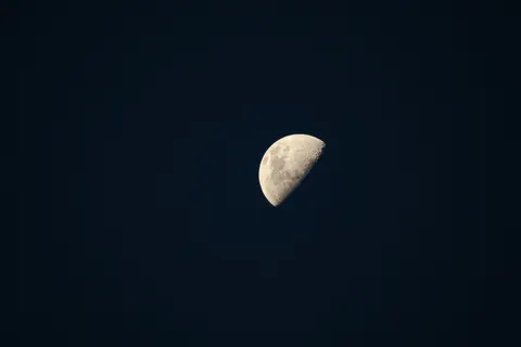 Moon Craters 4K Wallpaper · space · 3840×2560