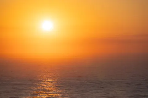 Ocean Sunset 4K Wallpaper · ocean · 3840×2561